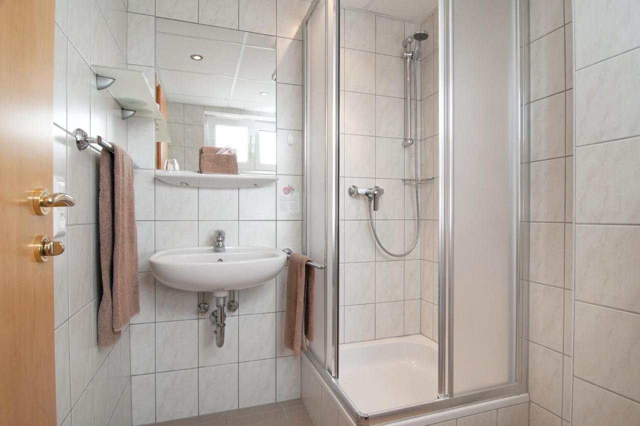 Hotel-Pension Melcher โดรโบลัค อัม ฟาเคอร์เซ ภายนอก รูปภาพ