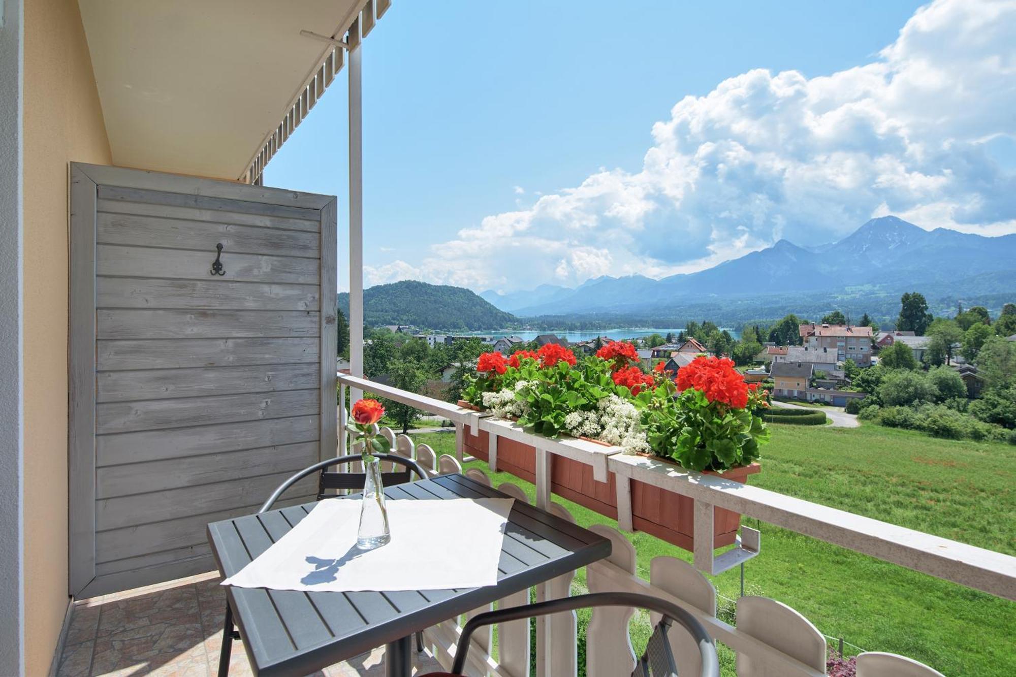 Hotel-Pension Melcher โดรโบลัค อัม ฟาเคอร์เซ ภายนอก รูปภาพ