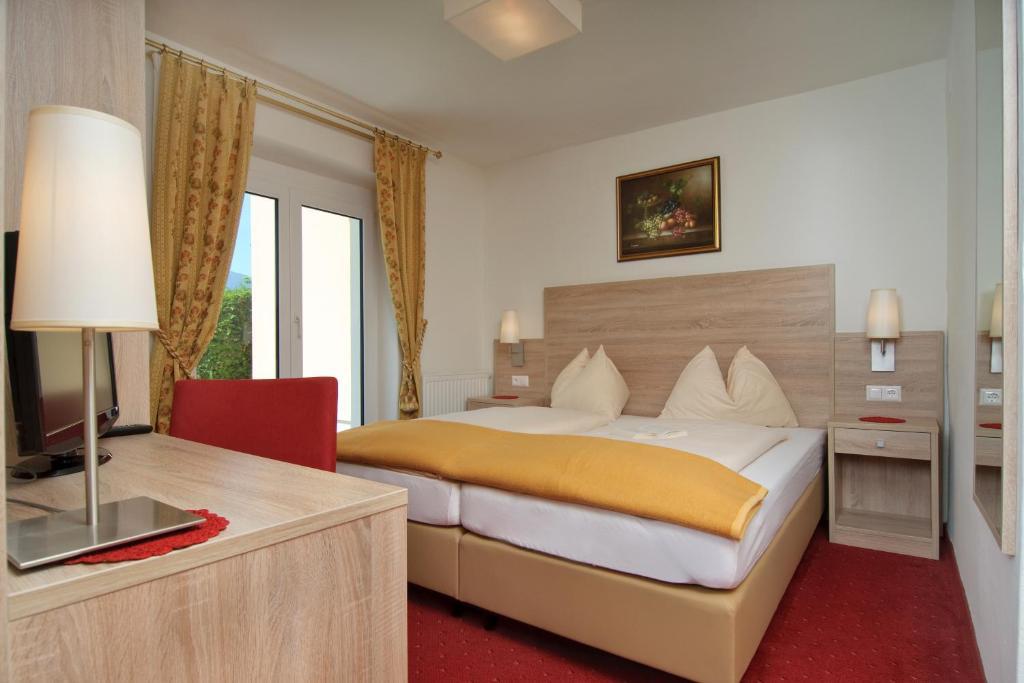 Hotel-Pension Melcher โดรโบลัค อัม ฟาเคอร์เซ ห้อง รูปภาพ